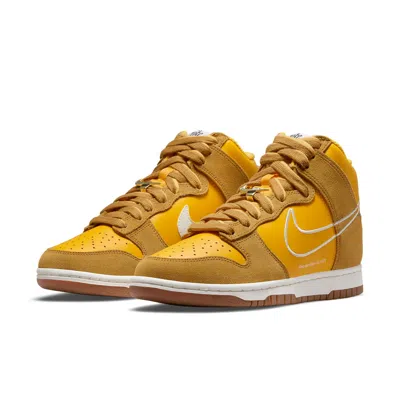 Nike (wmns)  Dunk High Se 'first Use Pack - University Gold'
