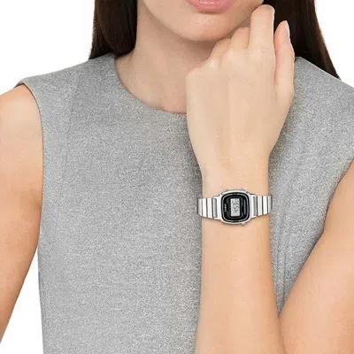 Casio Quartz Waterproof Unisex Silver Digital In Metallic