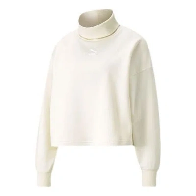 Puma (wmns)  Classics Logo Embroidery Swea White In Neutral