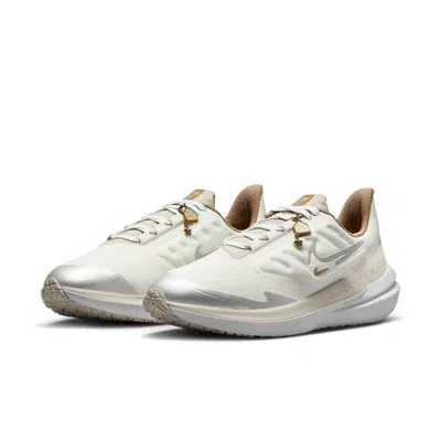 Nike (wmns)  Air Zoom Winflo 9 Shield 'bling' In White