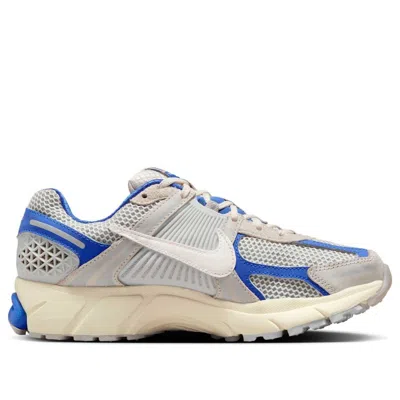Nike Zoom Vomero 5 Sneaker In Multi