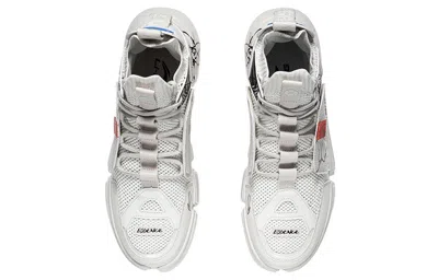 Li-ning Wade Essence 2 Ace In White
