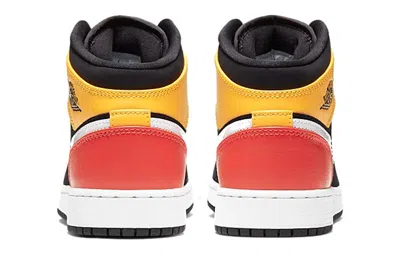 Air Jordan (gs)  1 Mid Se 'amarillo Team Orange' In Multi