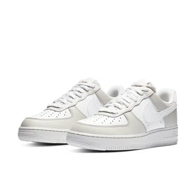 Nike (wmns)  Air Force 1 '07 Low 'light Bone' In White