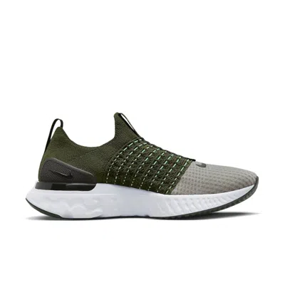 Nike Men's React Phantom Run Flyknit 2 Road Running Shoes In Green