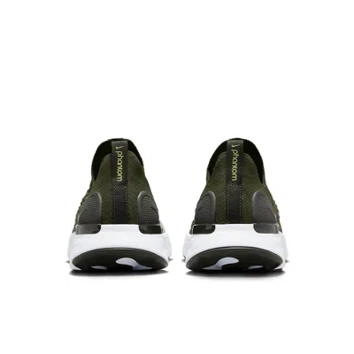 Nike Men's React Phantom Run Flyknit 2 Road Running Shoes In Green