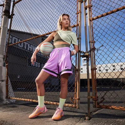 Nike (wmns)  Sabrina 1 'rooted' In Multi