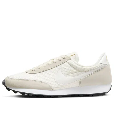 Nike (wmns)  Daybreak Se 'sail Lemon Wash' In Multi