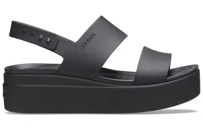 Crocs Brooklyn Low Wedge In Black/black