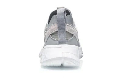 Li-ning (gs)  Wade Essence 2.3 Lite 'grey White' In Gray
