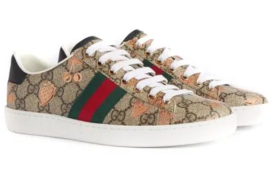 Gucci Ace Gg Supreme Bee-print Monogrammed Sneakers In Beige