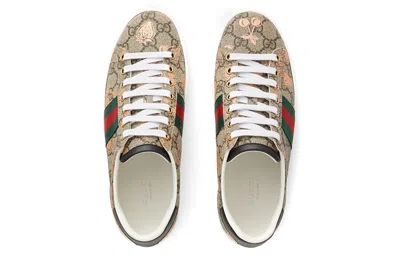 Gucci Ace Gg Supreme Bee-print Monogrammed Sneakers In Beige