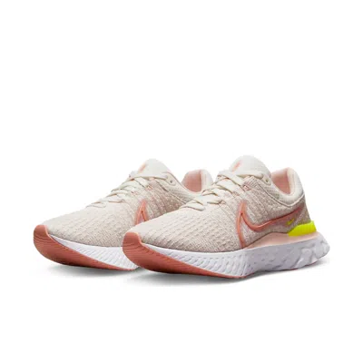 Nike (wmns)  React Infinity Run Flyknit 3 'sail Light Madder Root' In Neutral