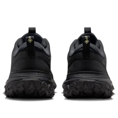 Nike Acg Mountain Fly 2 Low Gtx Sneakers In Black