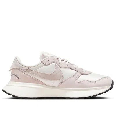 Nike Women's Phoenix Waffle Casual Shoes In Multi