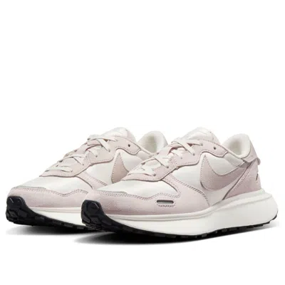 Nike Women's Phoenix Waffle Casual Shoes In Multi