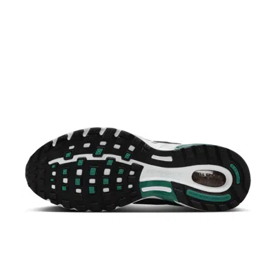Nike Lightweight And Comfortable Sneakers In Multi
