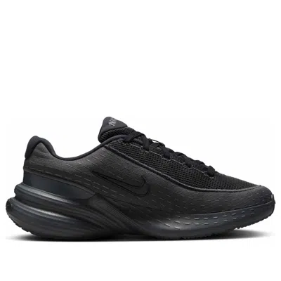 Nike Uplift Sc Sneaker In Black