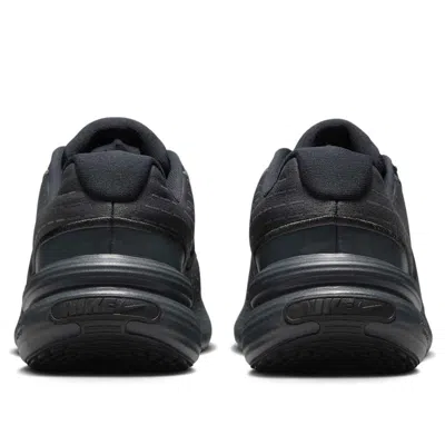Nike Uplift Sc Sneaker In Black