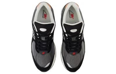 New Balance Unisex 2002r