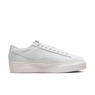 Nike (wmns)  Blazer Platform Low Canvas 'white'