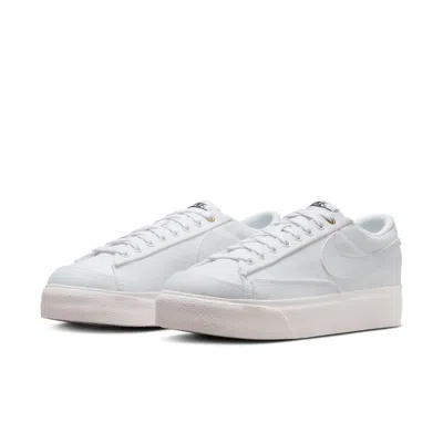 Nike (wmns)  Blazer Platform Low Canvas 'white'