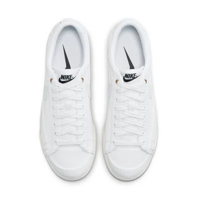 Nike (wmns)  Blazer Platform Low Canvas 'white'