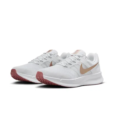 Nike (wmns)  Run Swift 3 'white Metallic Red Bronze'