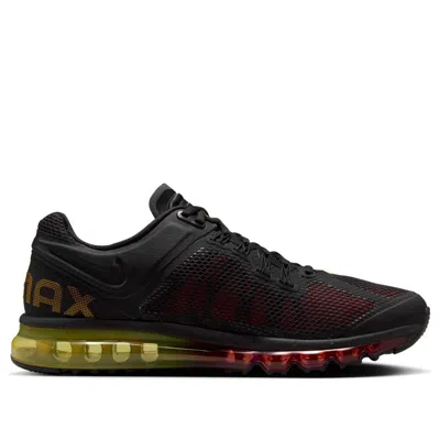 Nike Air Max 2013 Sneaker In Black