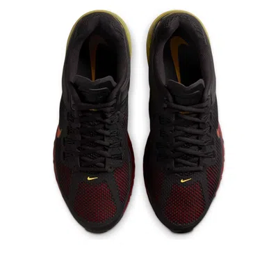 Nike Air Max 2013 Sneaker In Black
