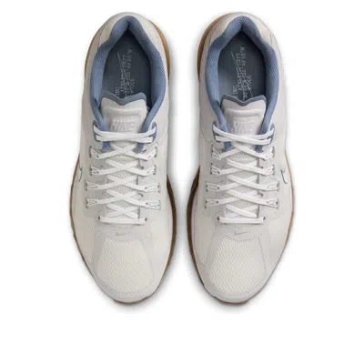 Nike Air Max 2013 Sneaker In Gray