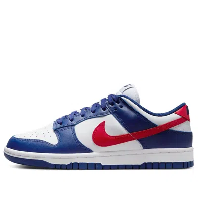 Nike Dunk Low Sneakers In White