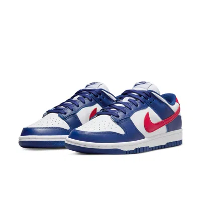 Nike Dunk Low Sneakers In White
