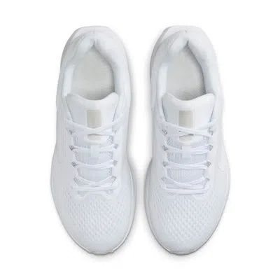 Nike Winflo 11 Womens Road Running Shoes In White