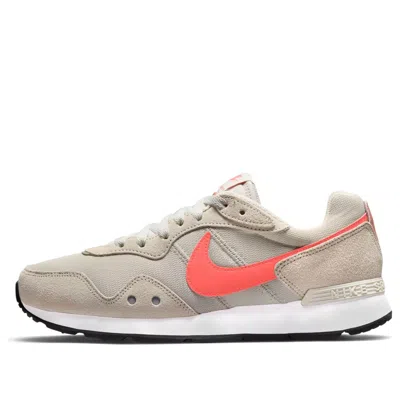 Nike (wmns)  Venture Runner Wide 'light Bone Magic Ember' In Multi