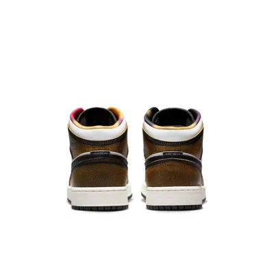 Air Jordan (gs)  1 Mid Se 'wear-away - Taxi' In Brown