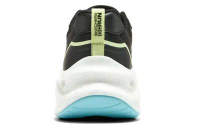 Skechers (wmns)  Go Run Swirl Tech 'black' In Black