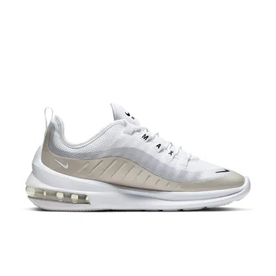 Nike (wmns)  Air Max Axis 'white Black' In Gray