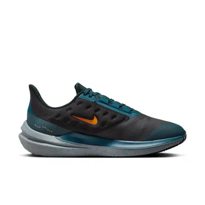 Nike Air Winflo 9 Shield Sneakers In Multi