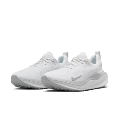 Nike Women's Infinityrn 4 Road Running Shoes (extra Wide) In White
