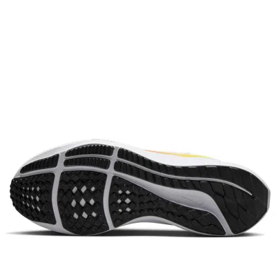 Nike (wmns)  Air Zoom Pegasus 40 'white Red Blue Tint'