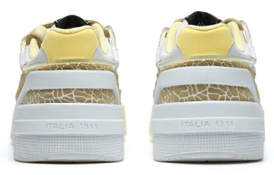 Fila Salto Low-top White/brown In Green