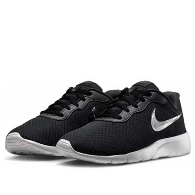 Nike (gs)  Tanjun Se Easyon 'black Smoke Grey Photon Dust Metallic Silver'