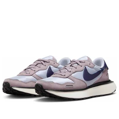 Nike Women's Phoenix Waffle Shoes In Multi