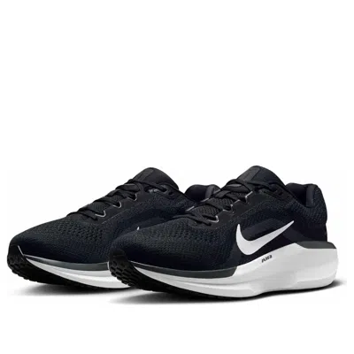 Nike Extra Wide Width Winflo 11 Running Shoe