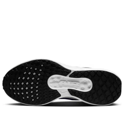 Nike Extra Wide Width Winflo 11 Running Shoe