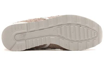 New Balance (wmns)  Nb 996 'cream White' In Neutral