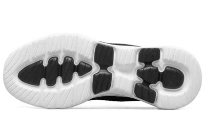 Skechers (wmns)  Go Walk 5 Running Shoes Black/white