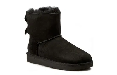 Ugg (wmns)  Mini Bailey Bow Ii Classic Fleece Lined Black In Brown