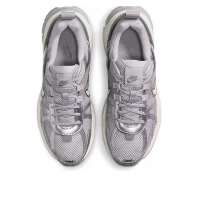 Nike (wmns)  V2k Run 'cement Grey' In Gray